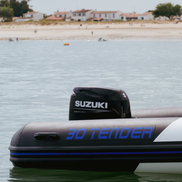 3d_tender_TR54__Suzuki_DF60__un_pack_ultra-competitif_1_copie ©